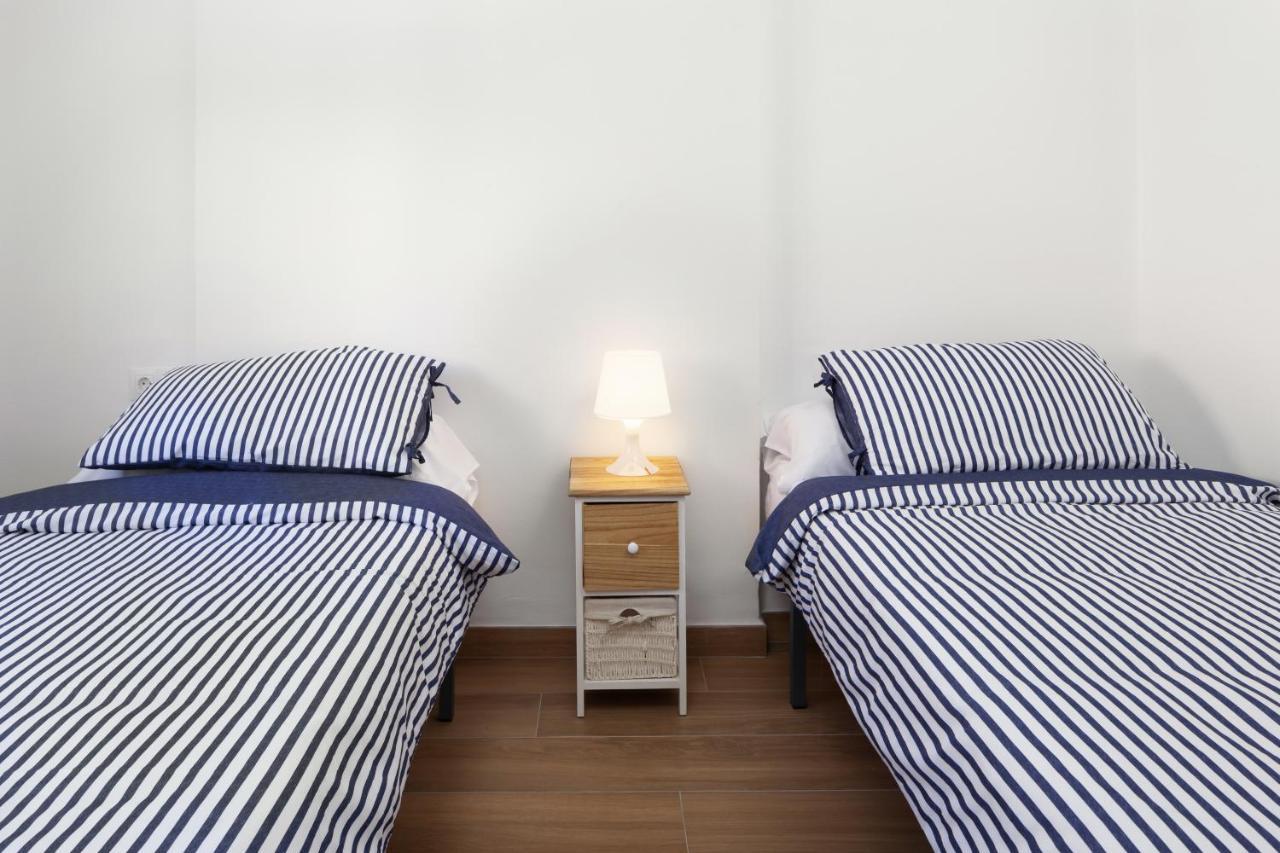 Apartamento Nuria Torre Del Mar Extérieur photo