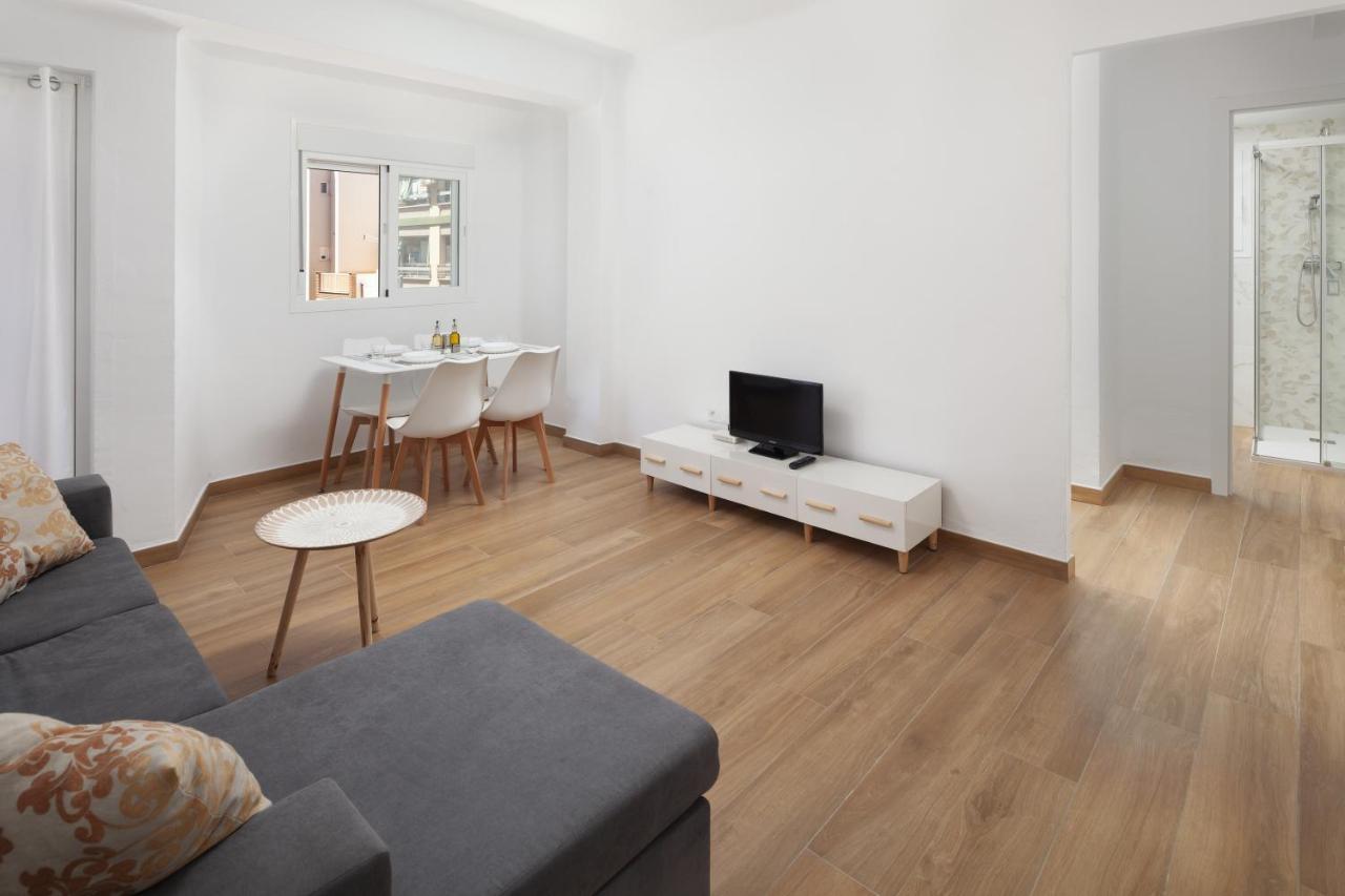 Apartamento Nuria Torre Del Mar Extérieur photo